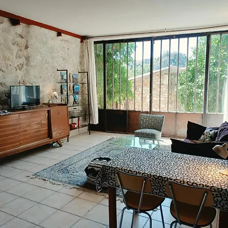 Apart Otel Loft Situe Au Bord De La Riviere 3*